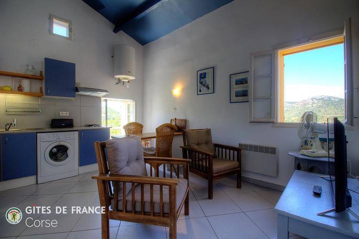 Gîte pour 2 personnes, avec Terrasse et Vue à Patrimonio - 3