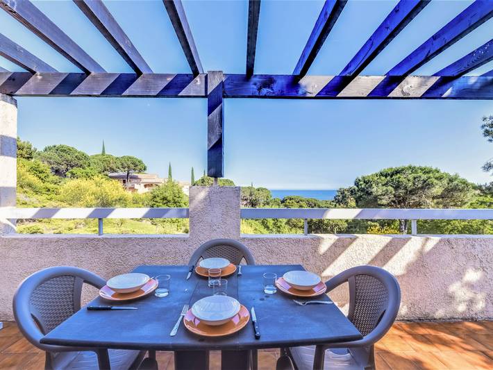 Ferienwohnung für 6 Personen, mit Terrasse und Garten in Sainte-Maxime