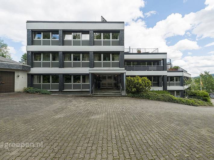 Ferienhaus für 32 Personen, mit Balkon/Terrasse und Terrasse in Winterberg