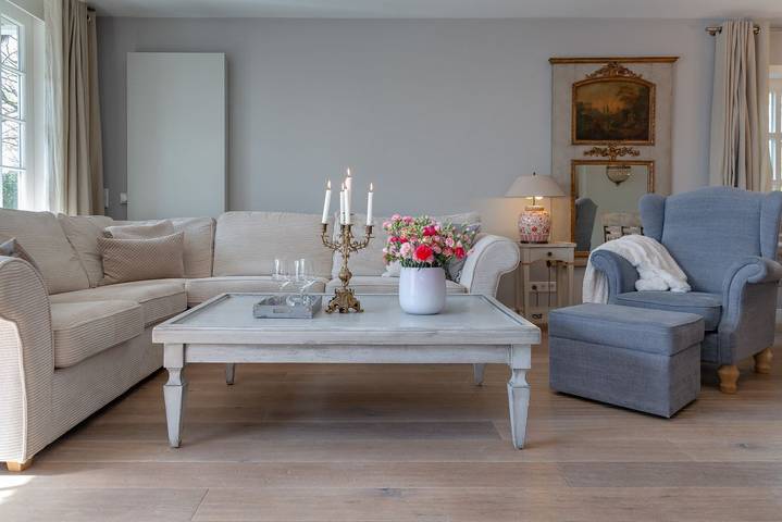 Ganze Wohnung, Großzügig geschnittene Ferienwohnung im traumhaften Kapitänsdorf Keitum! in Keitum, Sylt (Gemeinde)