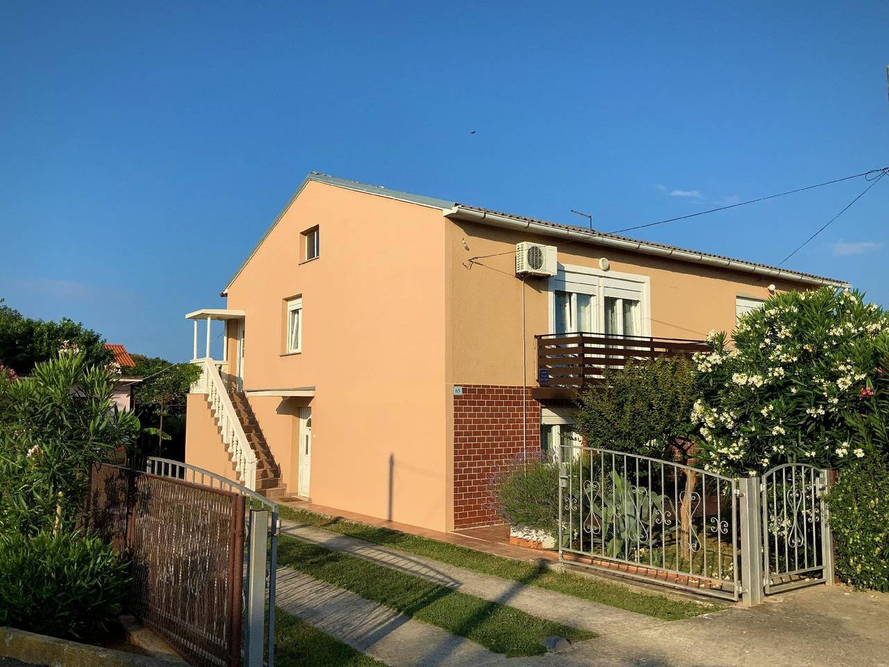 Ganze Ferienwohnung, Wunderschöne Ferienwohnung in Ližnjan mit Garten, Grill und Terrasse in Ližnjan, Pula-Medulin