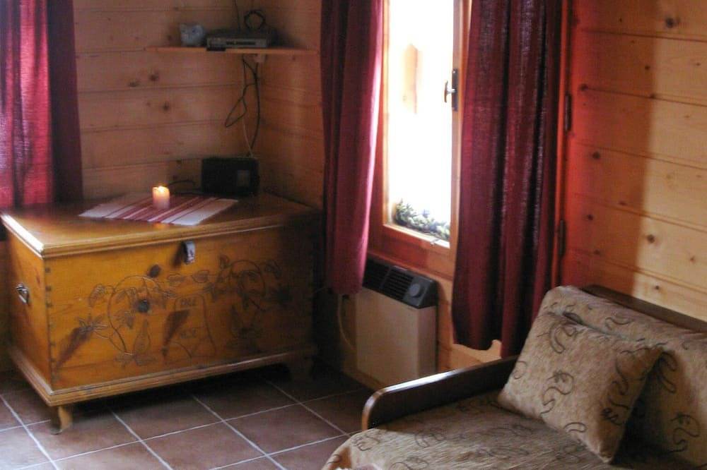 Wooden log cabin in traditional style in Dúbrava, Jasná Nízke Tatry