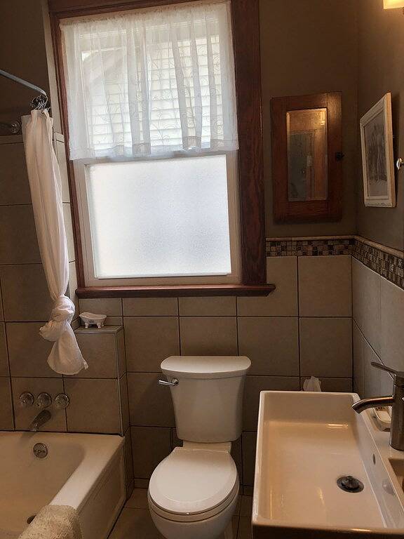 Vintage Oakley Home in Cincinnati, Hamilton County (OH)