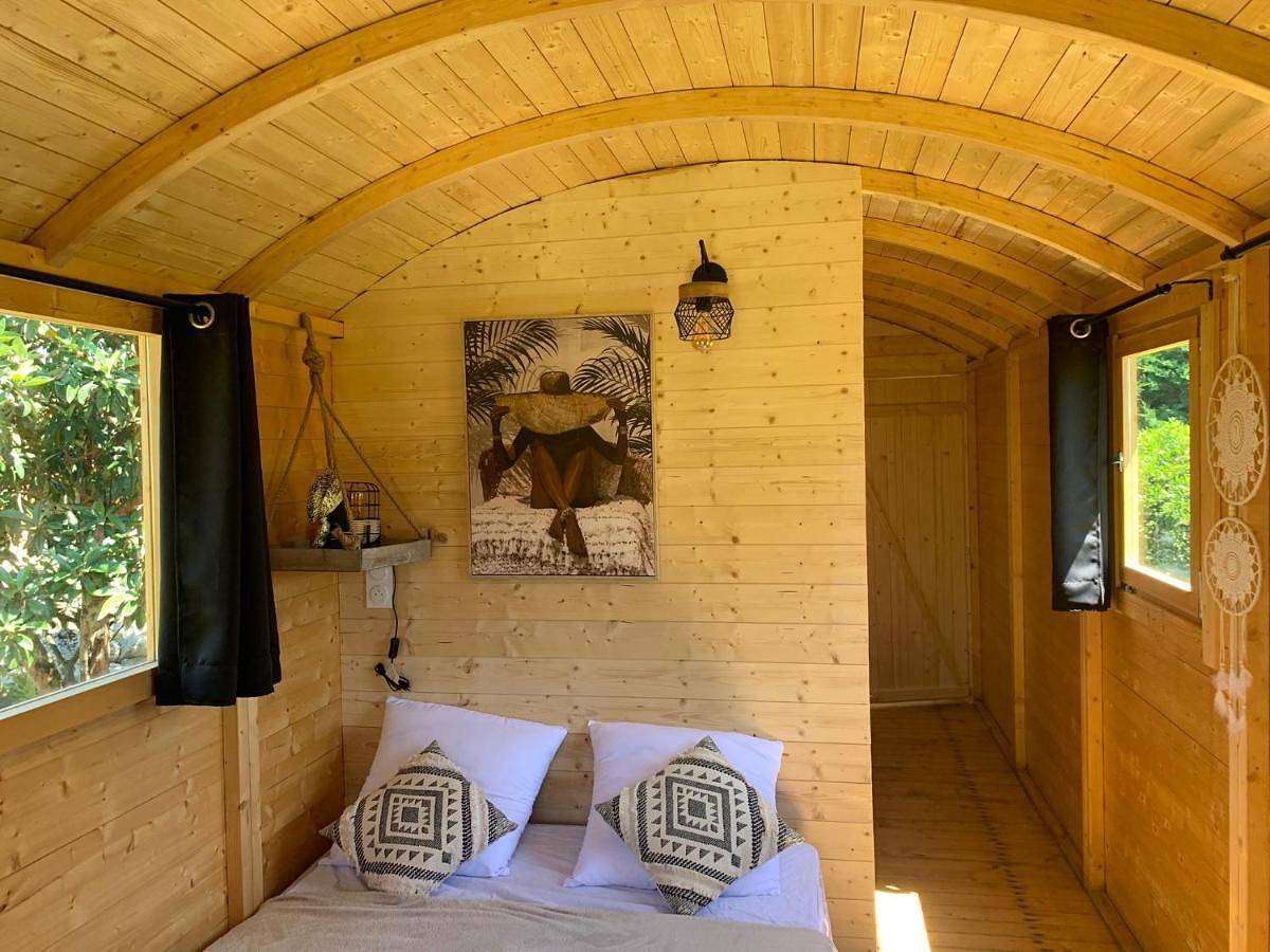 Double Room with Private Bathroom in Monbéqui, Tarn-et-Garonne