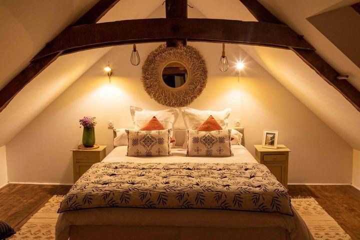 Chambre d’hôte pour 5 personnes, avec bassin pour enfant et piscine ainsi que vue et jardin dans le Morbihan - 2