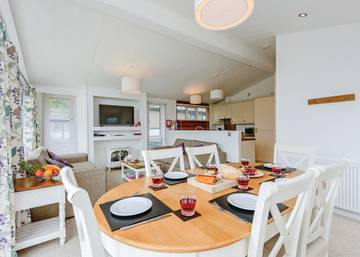 Apartment for 6 People in Wootton Bridge, England, Photo 4