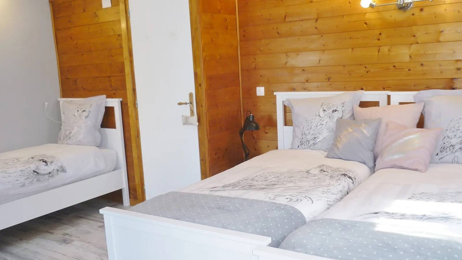 Gästehaus „Zimmer Goéland“ mit Gemeinschaftsterrasse, Garten und Wlan in Gerbépal, Regionaler Naturpark Belchen der Vogesen
