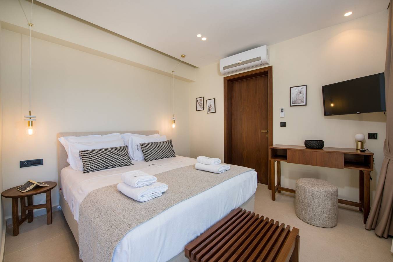 Almi-Cove Hilltop Villa Ii in Almyrida, Vámos