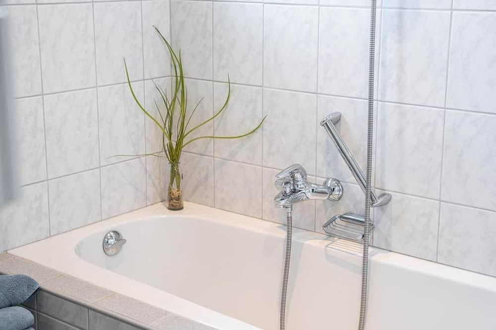 Ganze Wohnung, Ferienwohnung Nussbaumblick in Linz-Wels