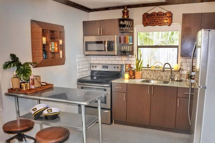 Vacation house for 14 people, with balcony and yard in Fort Lauderdale