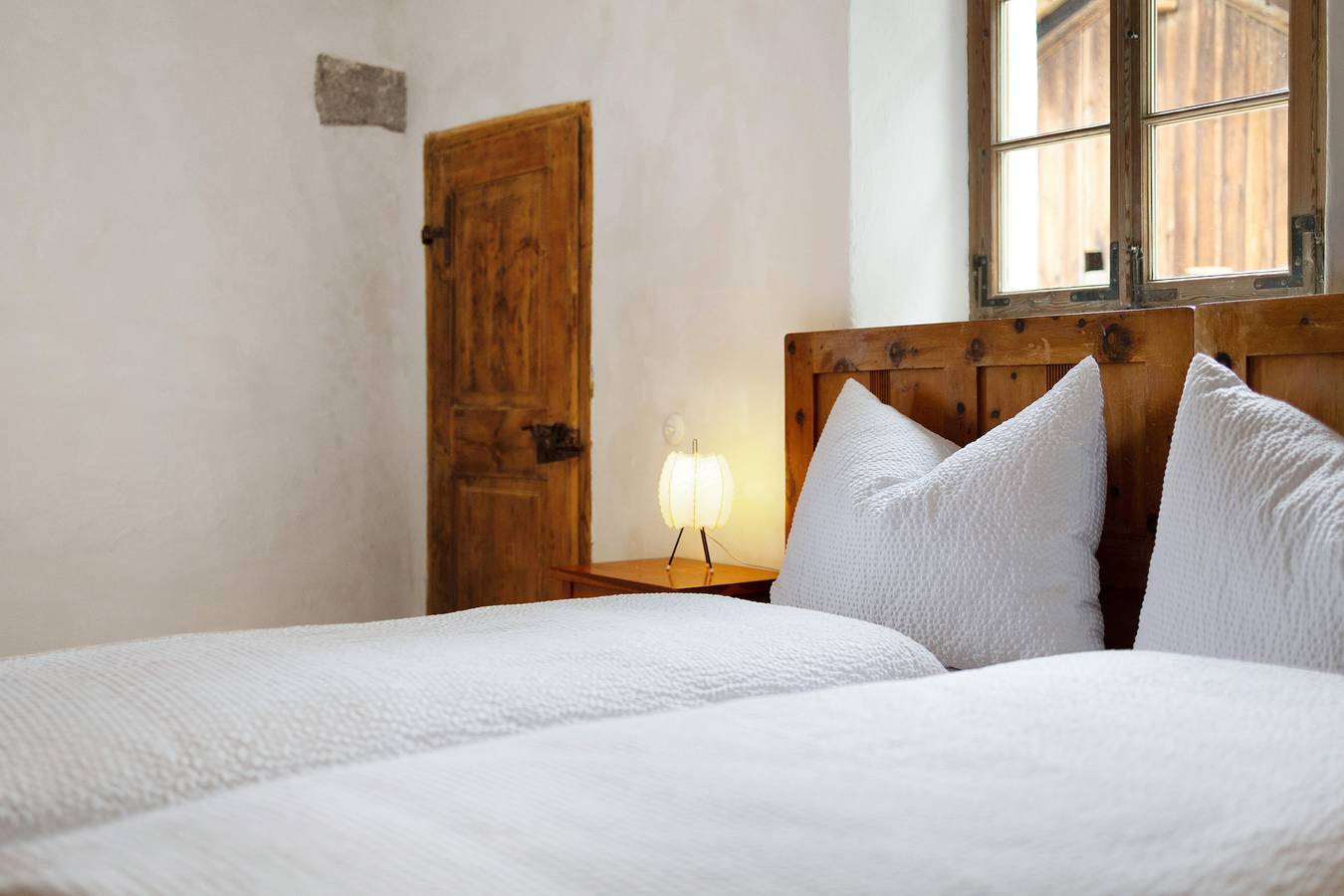 Ganze Wohnung, Ferienwohnung 'Ansitz Baumannhof Gotik' mit Bergblick, Gemeinschaftsgarten und Wlan in Issing, Pfalzen