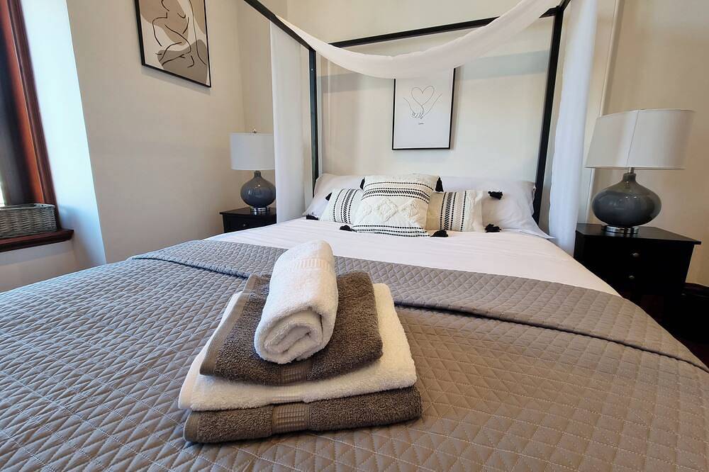 Ganze Wohnung, Luxury 2 bedroom apartment with panoramic views + high ceilings in Aberdeen, Aberdeenshire