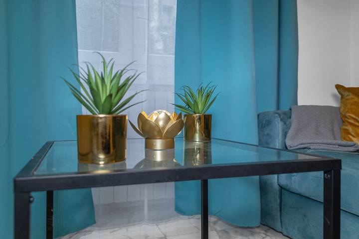 Entire apartment, Apartment 'Bright Suite '46' Cosy and Central' with Wi-Fi and Air Conditioning in Milan, Milan Province