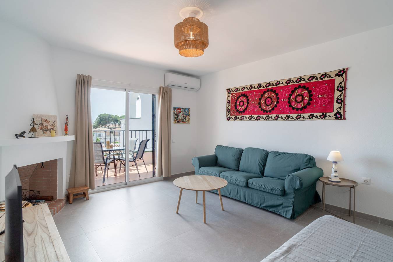 Villa Sofia Seaview Dreamscape in Urbanização Tropicana, Nerja