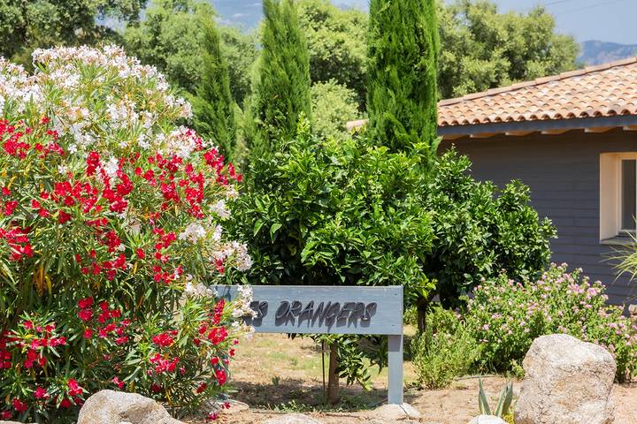 Villa pour 10 personnes, avec piscine et jardin, adapté aux familles en Corse-du-Sud - 2