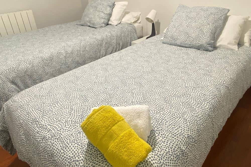 Entire apartment, Acogedor Piso Junto a la ría de Bilbao in Erandio, Bizkaia