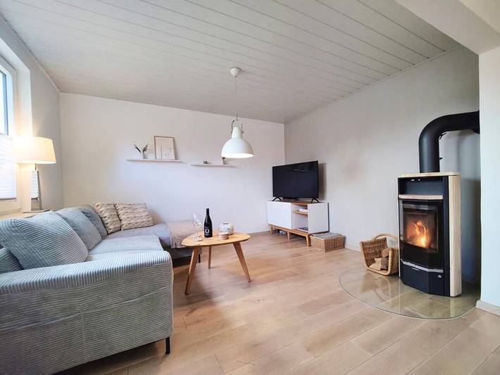 Ferienhaus für 8 Personen, mit Terrasse und Garten in Wesselburen