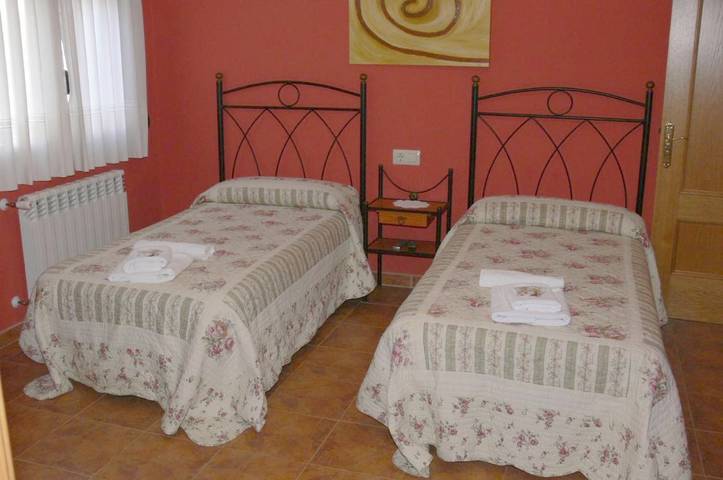 Maison d’hôte pour 3 personnes, avec terrasse à Llanes - 4