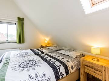 Vacation Rental for 8 Guests in Breskens, Zeeland Coast, Picture 4