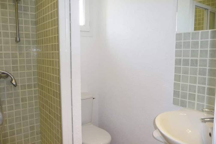 Location de vacances pour 2 personnes, avec jardin à La Môle - 4