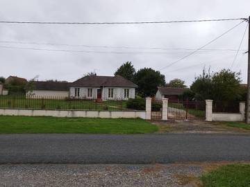 Gîte pour 6 personnes, avec jardin, animaux acceptés dans Saint-Pierre-les-Étieux