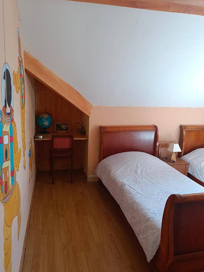 Appartement de vacances entier, Deluxe Double or Twin Room in Sancoins, Saint-Amand-Montrond