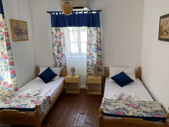 Maison d’hôte pour 4 personnes, avec terrasse, animaux acceptés à Kotor - 4