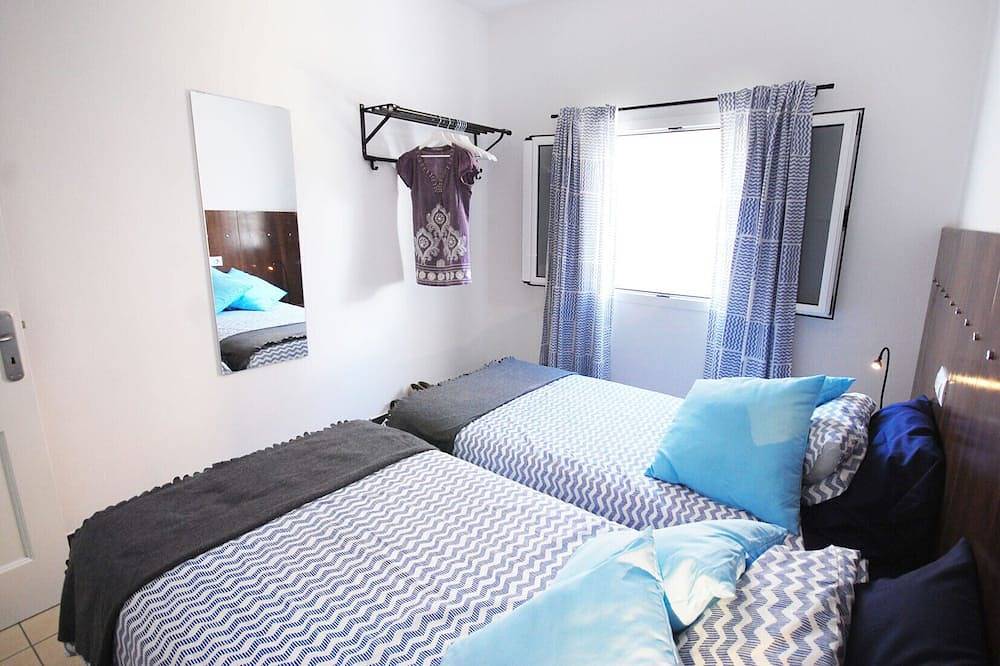 Apartamento entero, First floor apartment close to sea promenade in Arinaga, Agüimes