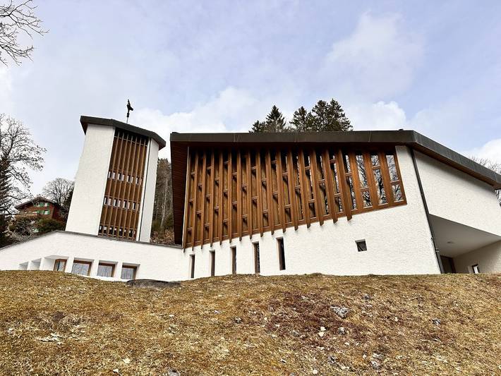 Turm für 34 Personen, mit Garten in Glarus Süd