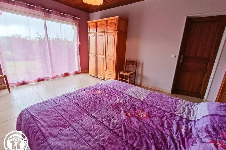 Location de vacances pour 8 personnes, avec jardin à Thégra - 3