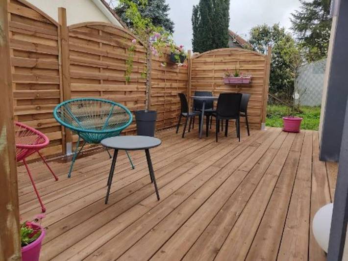Location de vacances pour 4 personnes, avec terrasse à Saint-Pavace