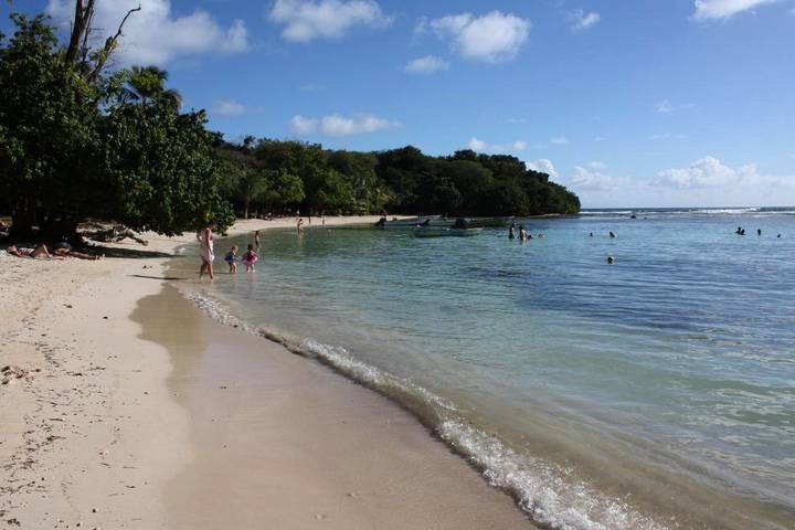 Gîte pour 8 personnes, avec piscine ainsi que jardin et terrasse dans Plage de Petit-Havre - 3