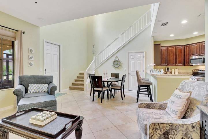 Casa de vacaciones para 4 personas, con terraza y jacuzzi además de jardín y piscina - 1