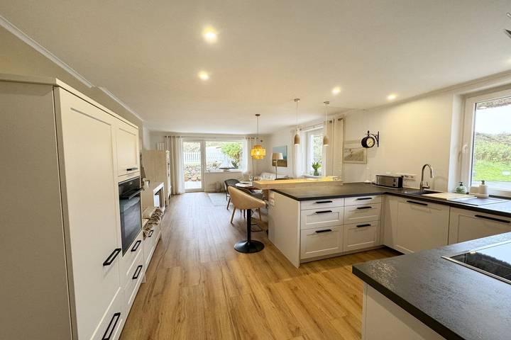 Ferienwohnung für 4 Personen, mit Terrasse und Pool in Rantum - 3