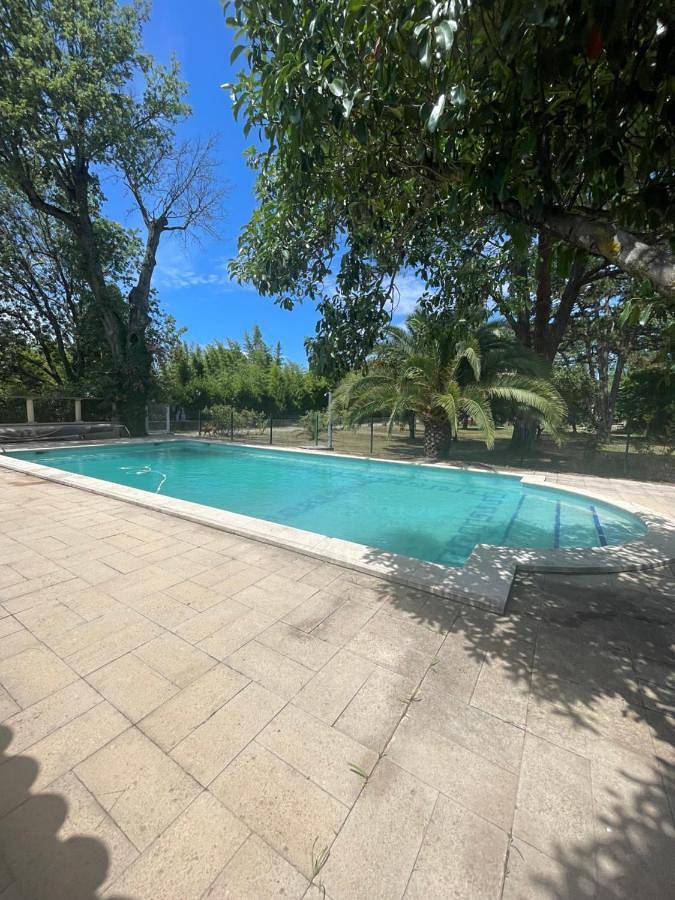 Three-Bedroom House in Avignon, Vaucluse