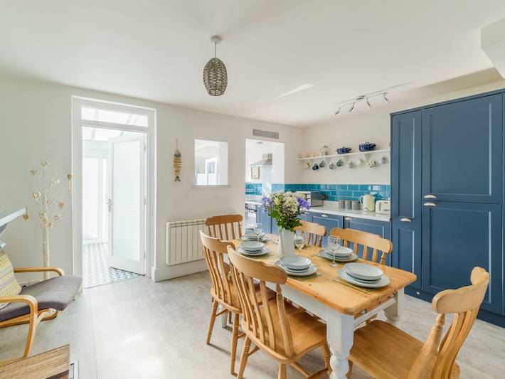 Holiday home for 6 people, with Balcony and Terrace as well as Garden in Mevagissey