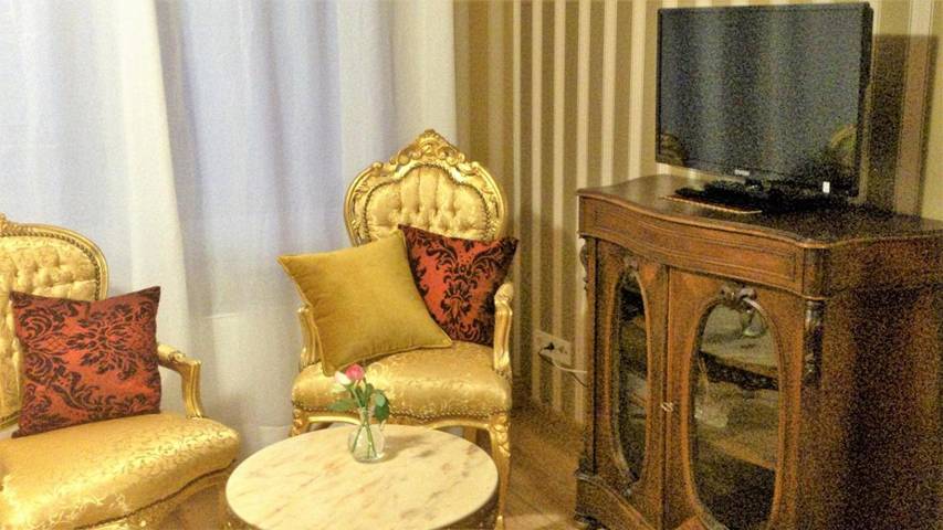 Ferienwohnung für 2 Personen, mit Terrasse und Garten sowie Sauna und Ausblick in Mülheim