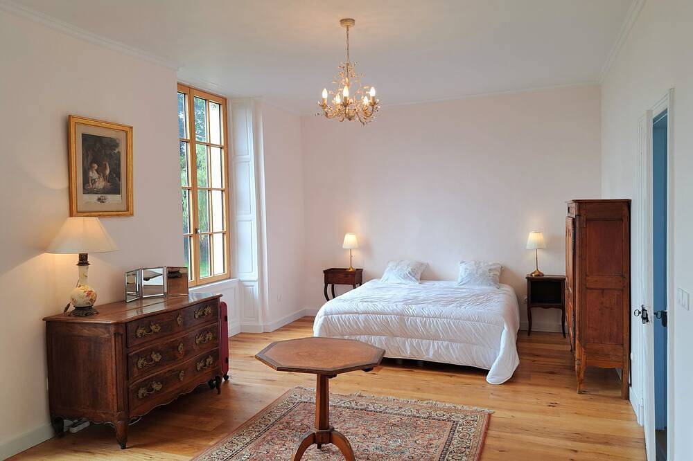 Chambre Sibylle, Château D'agy in Agy, Bayeux region