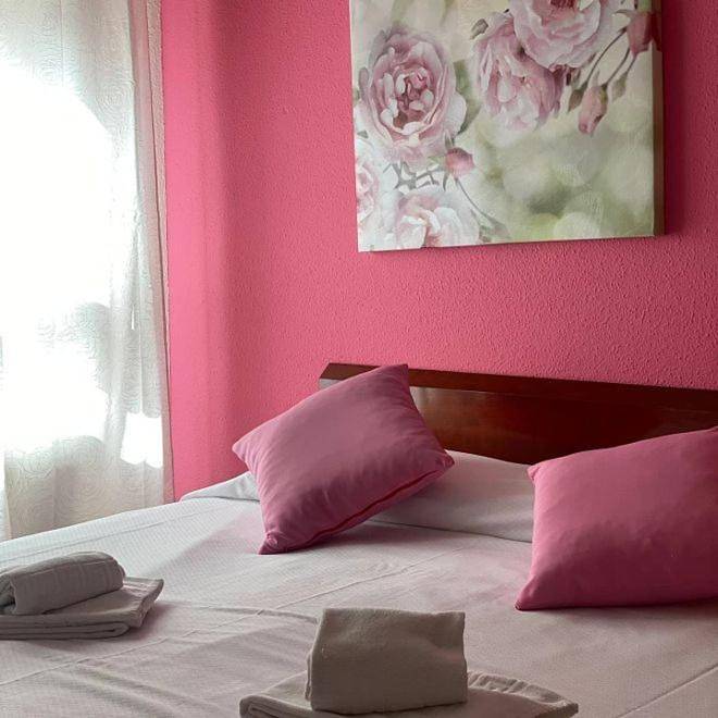 Casa de huéspuedes para 3 personas, con Terraza en Soria