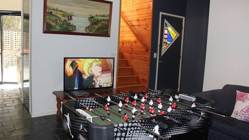 Holiday home for 16 people, with balcony and garden in Philip Island