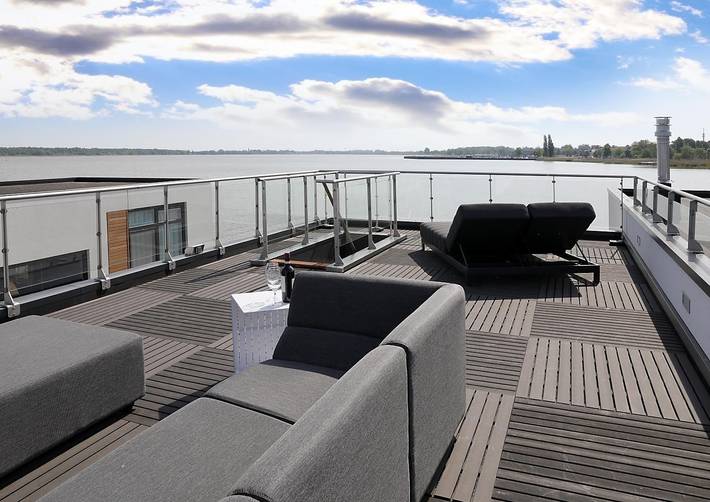 Hausboot für 6 Personen, mit Terrasse und Seeblick in Ribnitz-Damgarten - 3