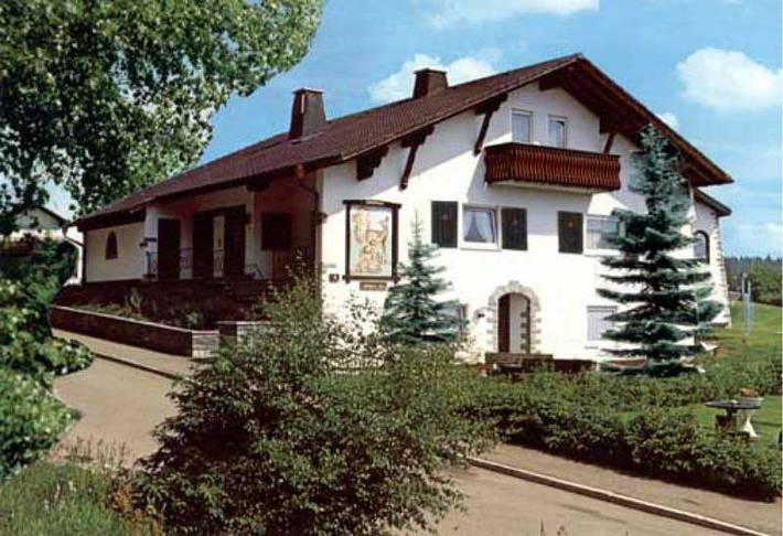 Pension pour 2 personnes, avec jardin