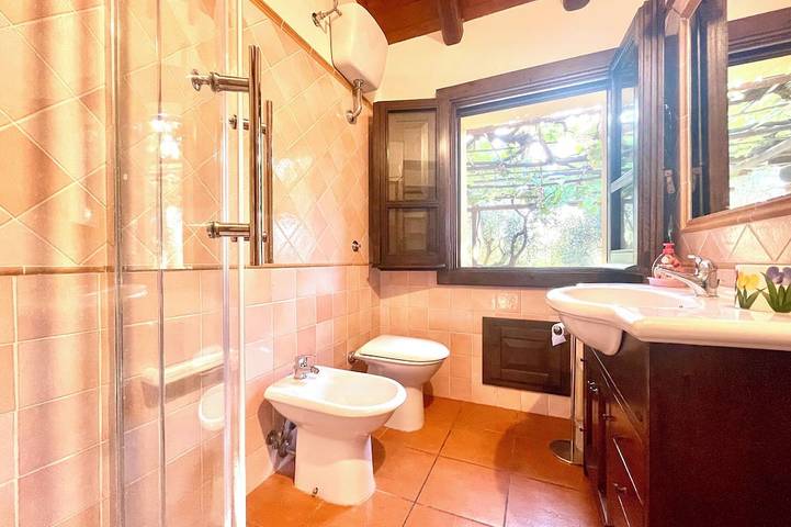 Appartamento intero, " La Pergola Deluxe " in Jerzu, Provincia di Ogliastra