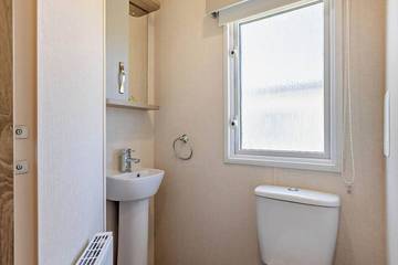 Glamping for 8 People in Bowness-on-Windermere, Cumbria, Photo 4
