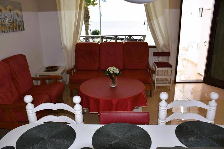 Ganze Wohnung, Ferienwohnung "Casa Regla" mit Meerblick, Terrasse und Wlan in Puerto del Carmen, Tías