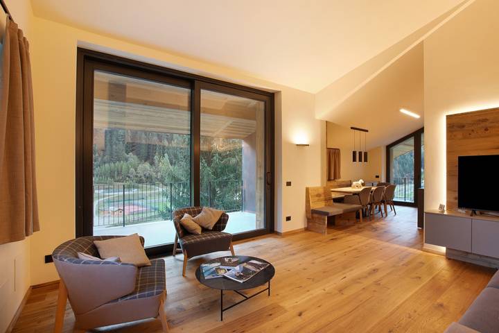 Hel lejlighed, Apartment 'Valgrisa Mountain Lodges 1' with Mountain View, Private Terrace and Wi-Fi in Mondanges, Comune di Valgrisenche
