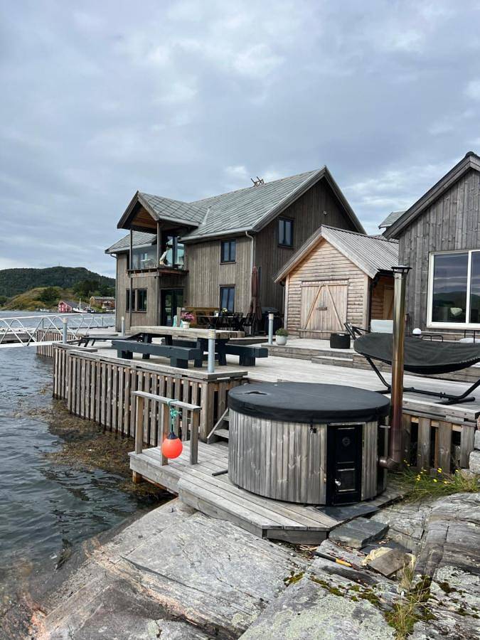 Ferienhaus für 2 Personen, mit Whirlpool und Terrasse sowie Ausblick in Kristiansund