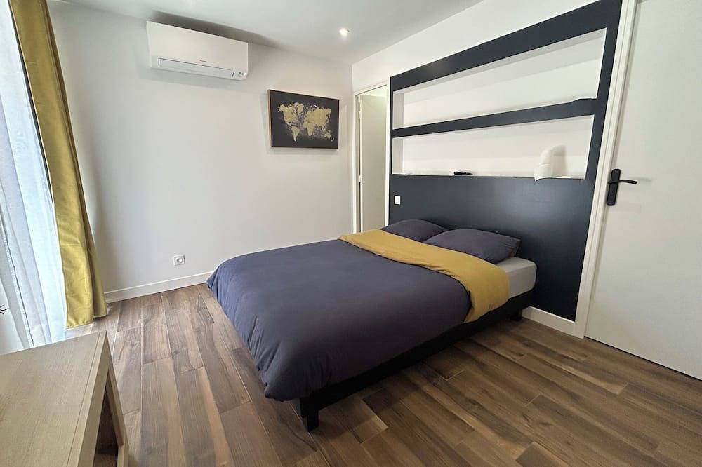 Apartamento entero, 2-room apartment - jacuzzi & terrace in La Trinité, Nizza Region