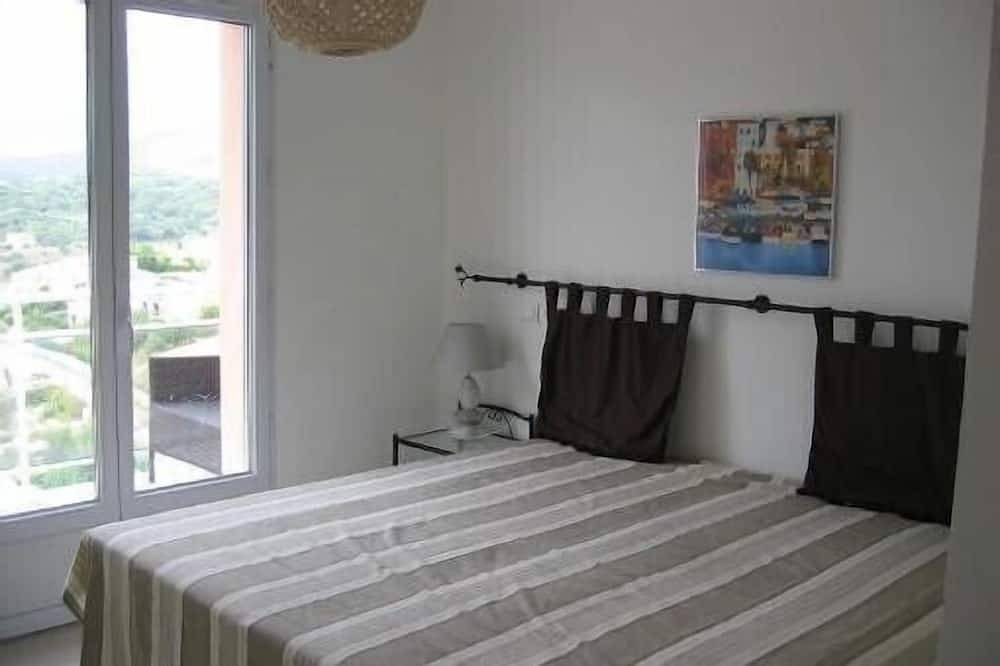 Petite Villa Dans Résidence De Tourisme Avec Piscine in Propriano, Arrondissement de Sartène