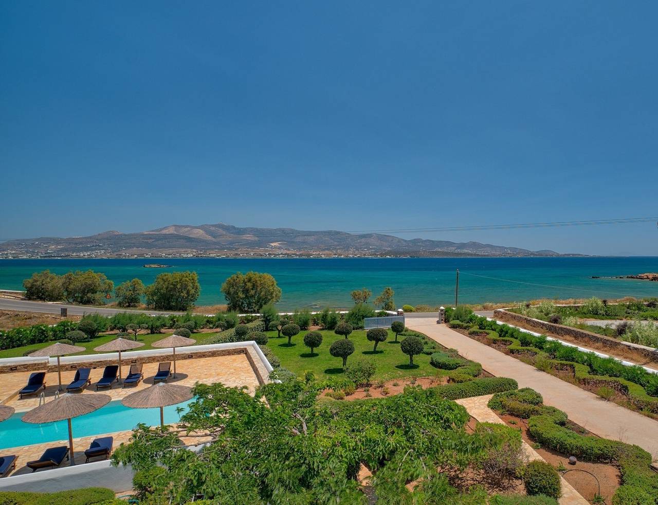Villa 'Afroditi B' avec vue sur la mer, Wi-Fi et climatisation in Unité régionale de Paros